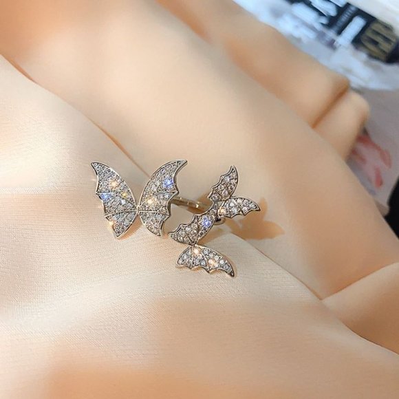 NEW 18k Huge White Gold Diamond Butterfly Ring - Picture 4 of 5